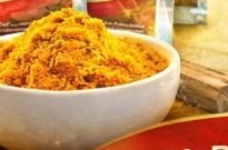 Serbuk racikan rempah Tapak Sinseh dalam mangkuk